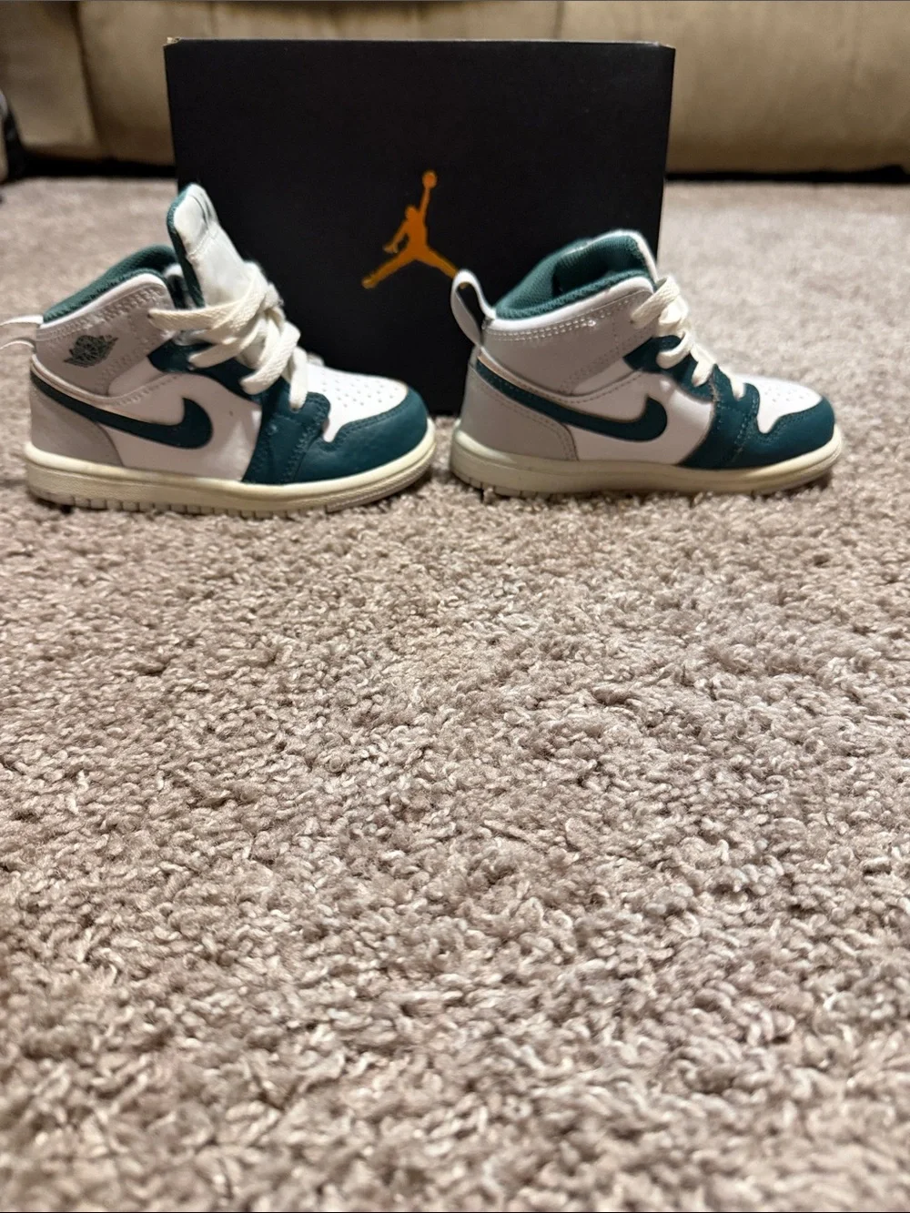 Jordan 1 Mid SE - Toddler 8C